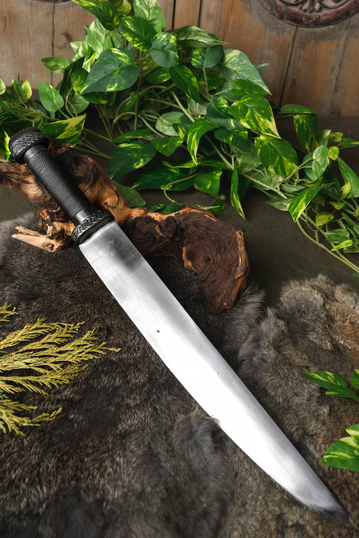 Dark Viking seax with wire wrapped grip, semi-sharp