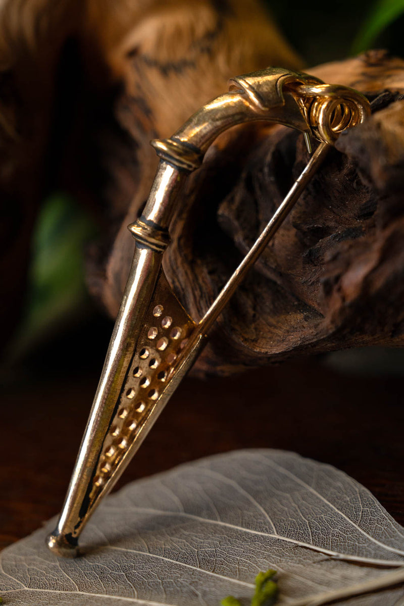 Fibula germanica ad arco I secolo d.C., bronzo