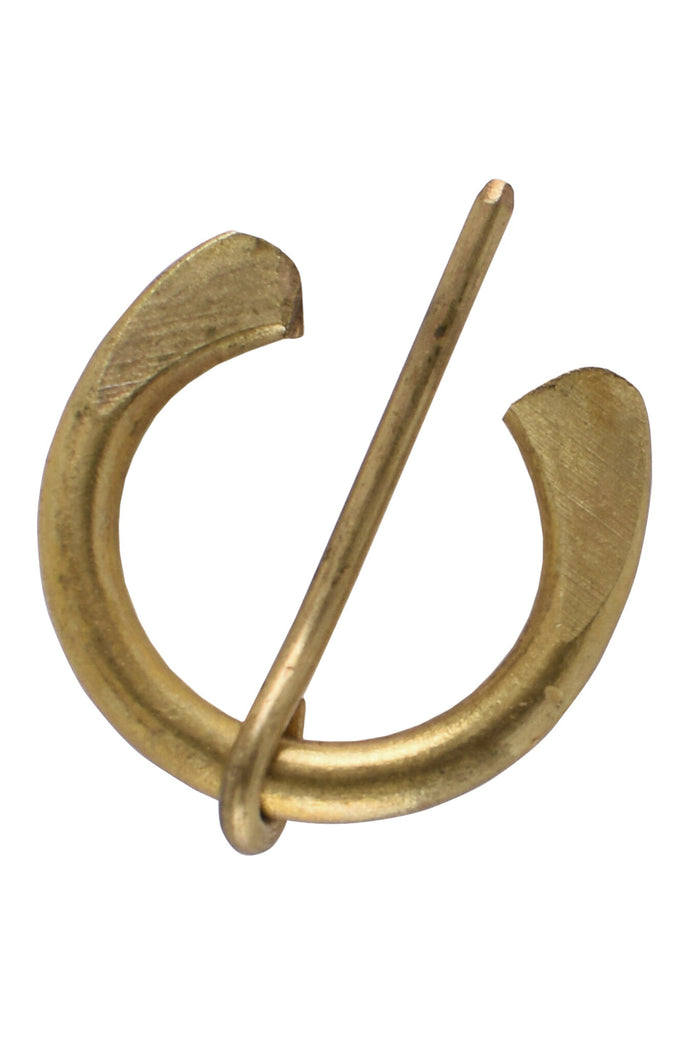 Small ring brooch Otto, brass