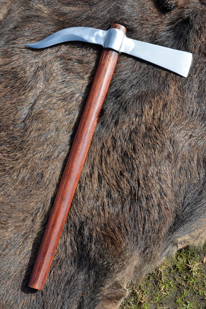 Dolabra romana, semi-affilata