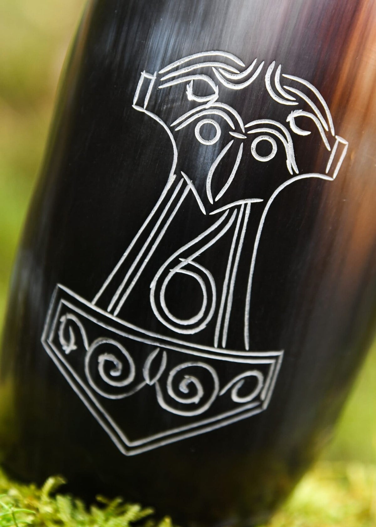 Horn drinking cup Mjolnir, 100-200 ml