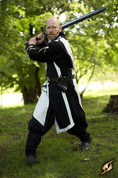 Tabard Geoffrey, black-white
