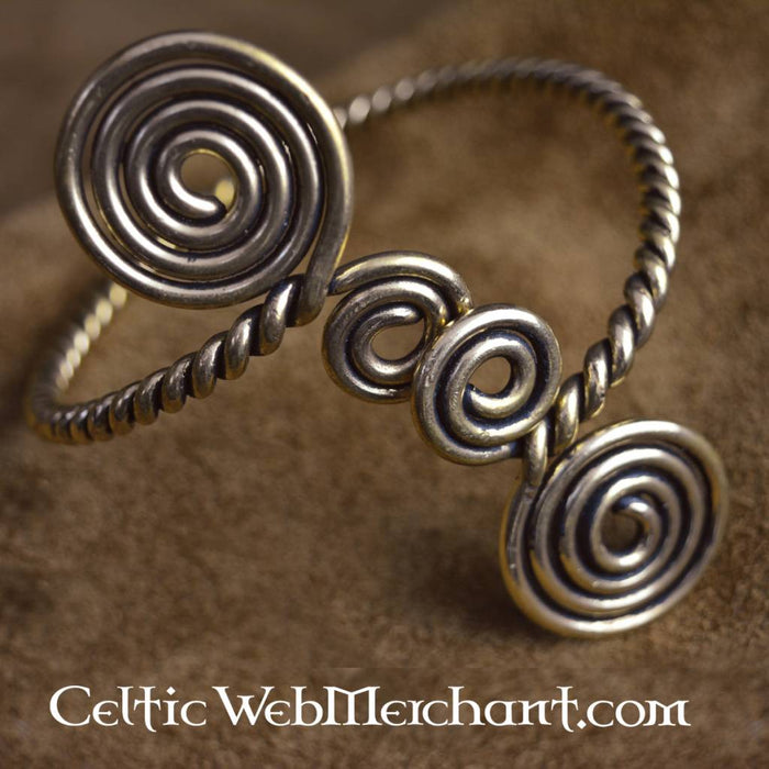 Celtic upper bracelet with spirals, bronze