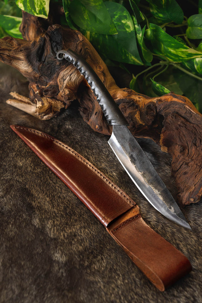 Celtic La Tène knife L, semi-sharp