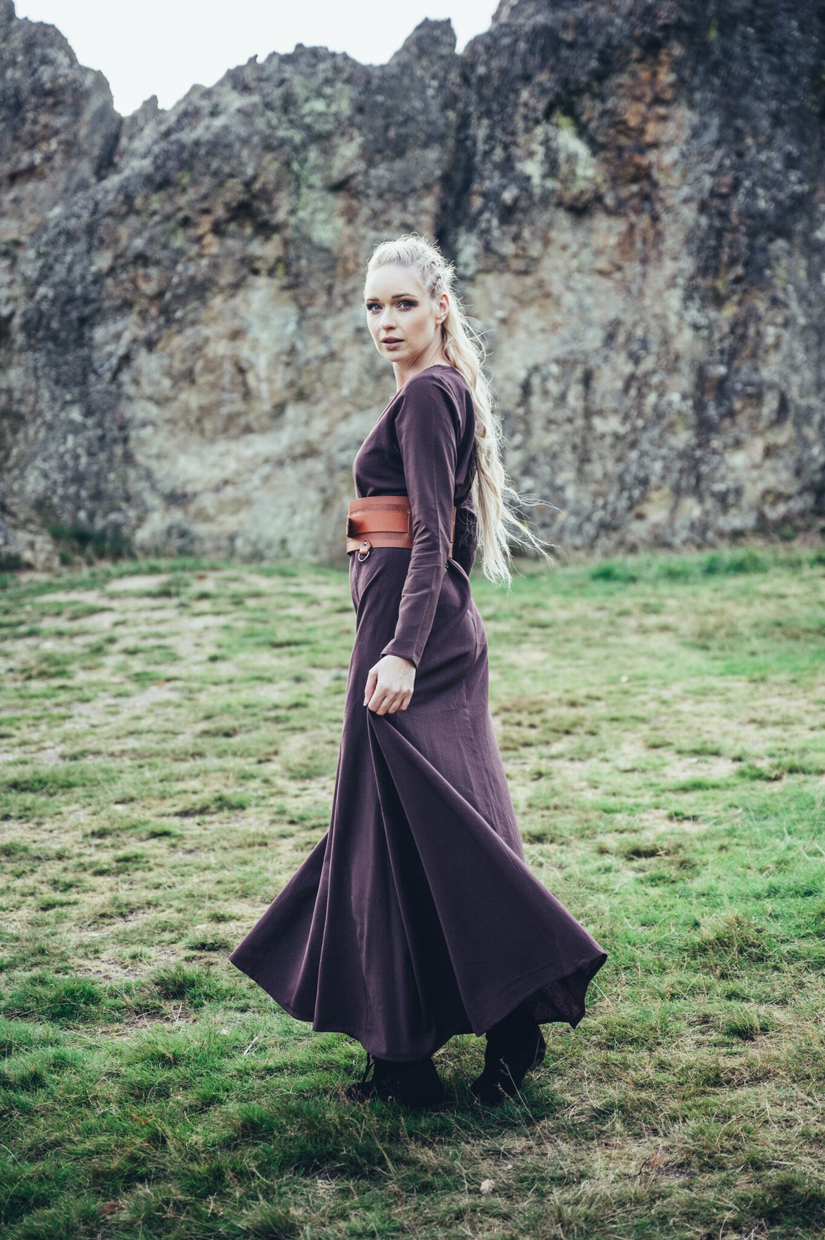 Viking dress Lina, dark brown