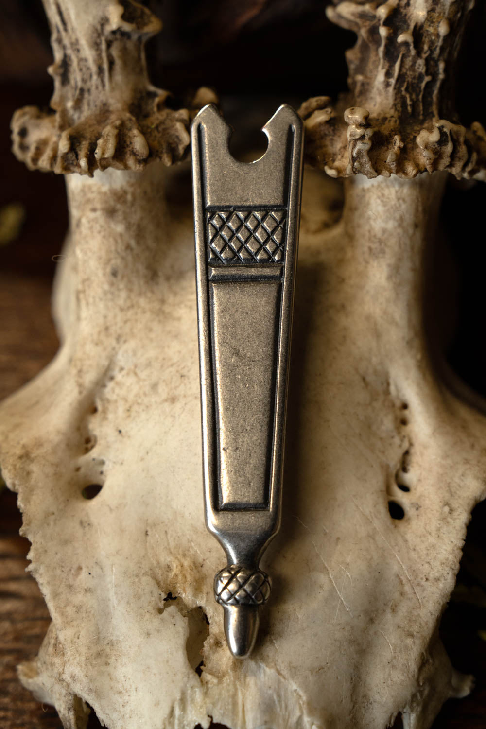 Medieval belt end (1350-1500), silvered