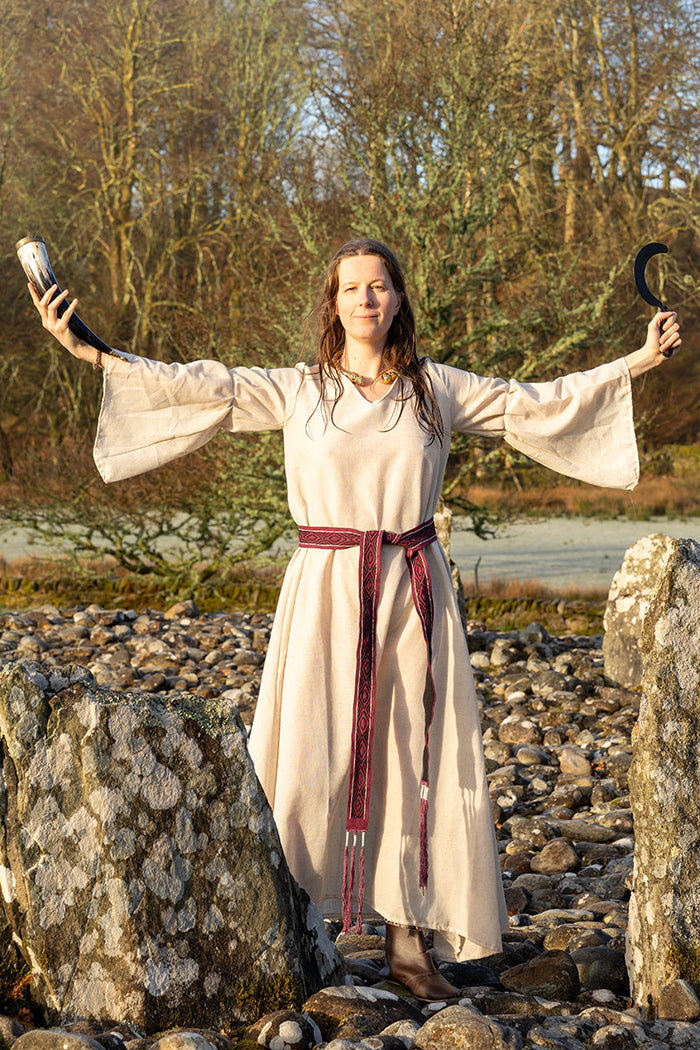 Meduseld chemise, underdress, linen