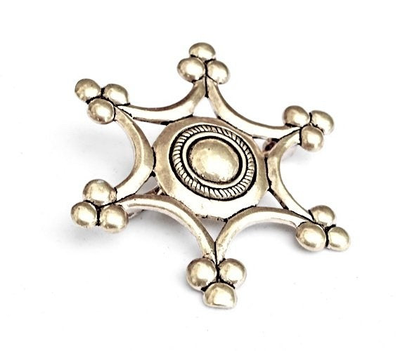 Brooch Uta zu Naumburg, silvered bronze