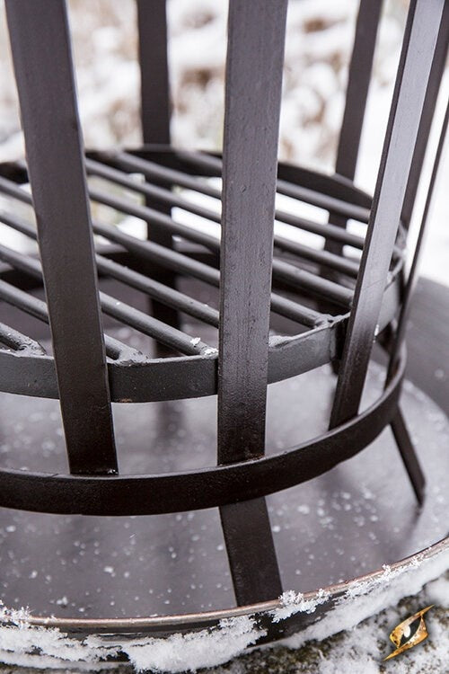 Vuurkorf met metalen plaat