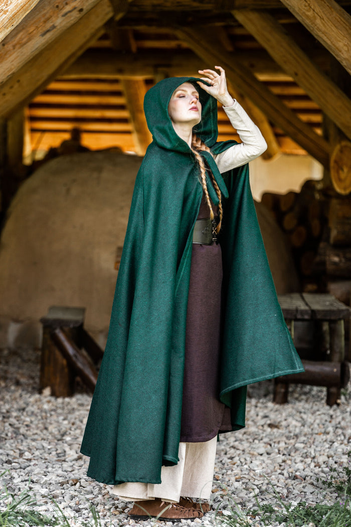 Medieval cloak Karen green, wool mix