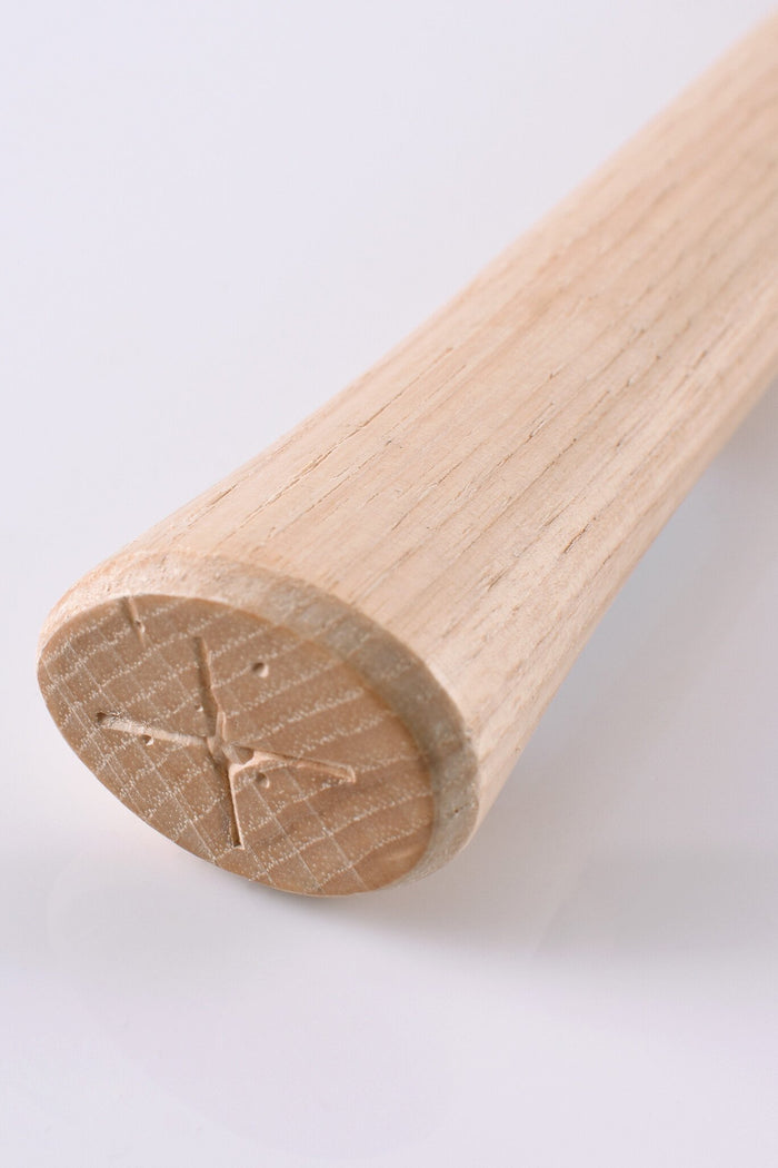 Axe handle, 56 cm long, 34x24 cm