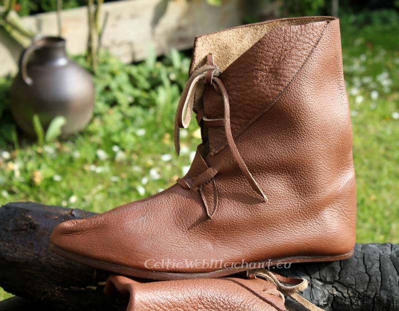 Viking boots Oseberg, brown