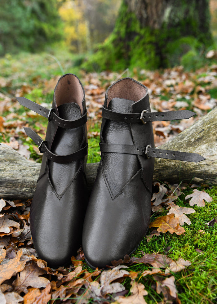 Medieval ankle boots 1250-1500