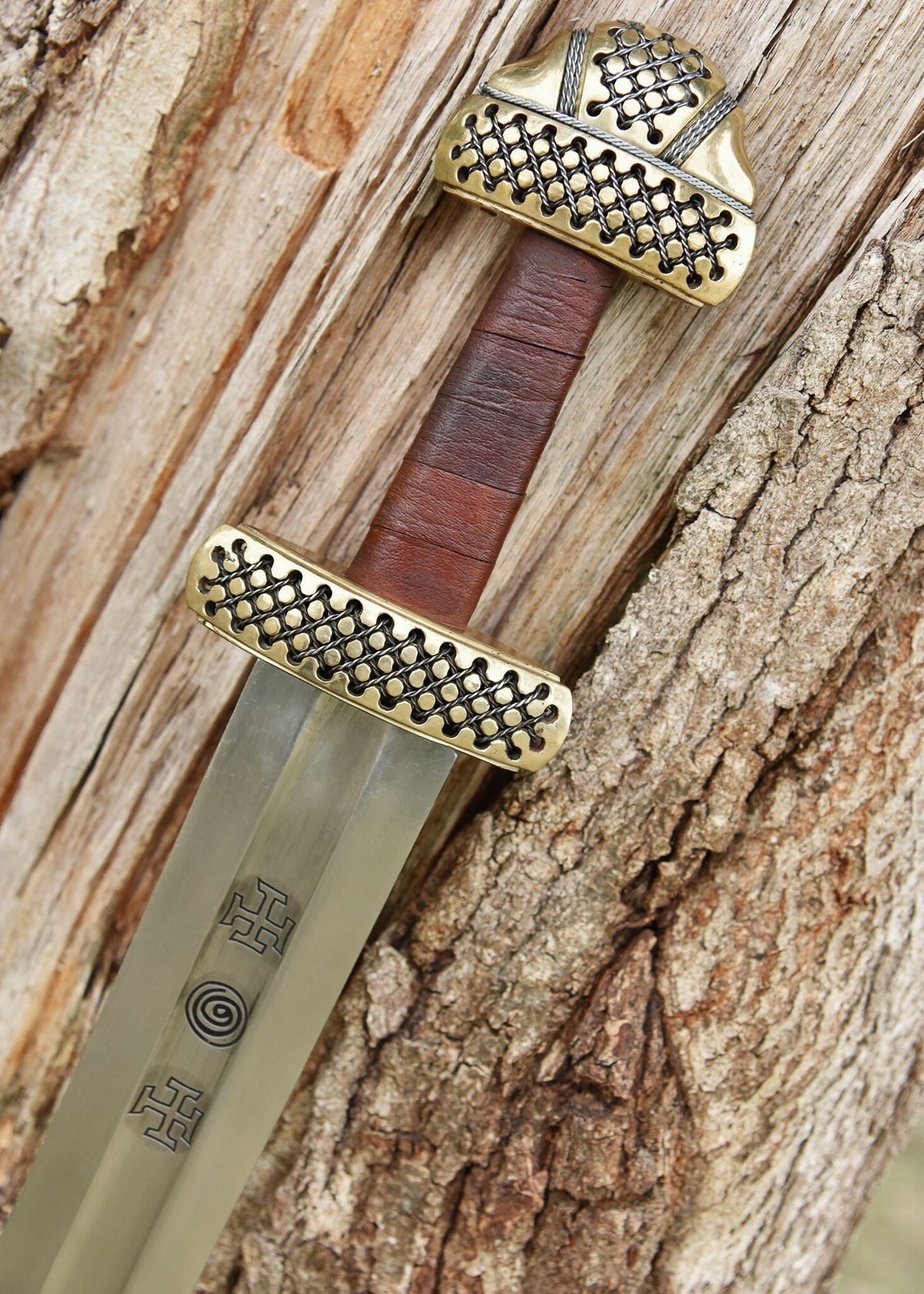Viking sword Gnezdovo, Petersen E2, semi-sharp