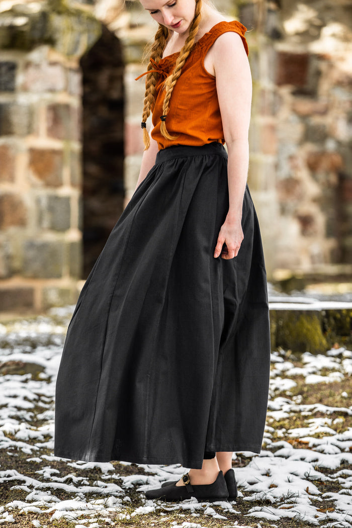 Medieval skirt Konstanze, black