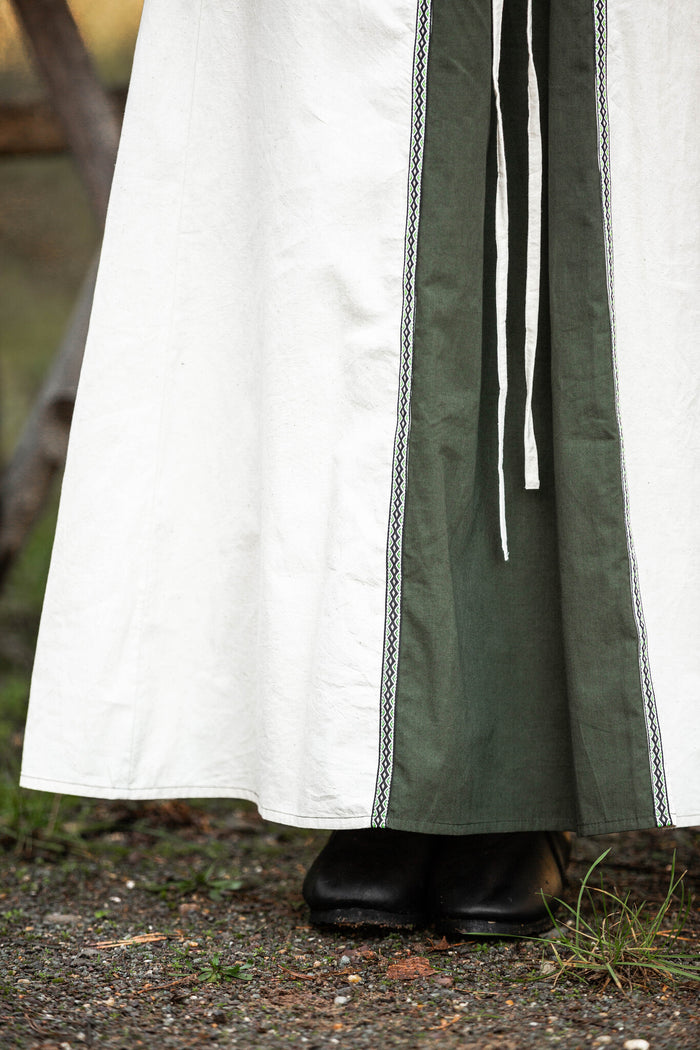 Medieval dress Serena, green
