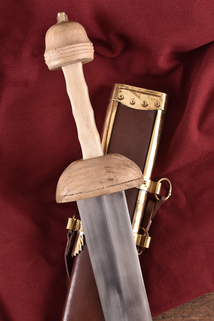 Gladius Nero, semi-sharp