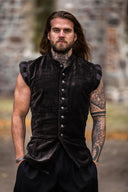 Fluwelen doublet met metalen knoopjes, bruin