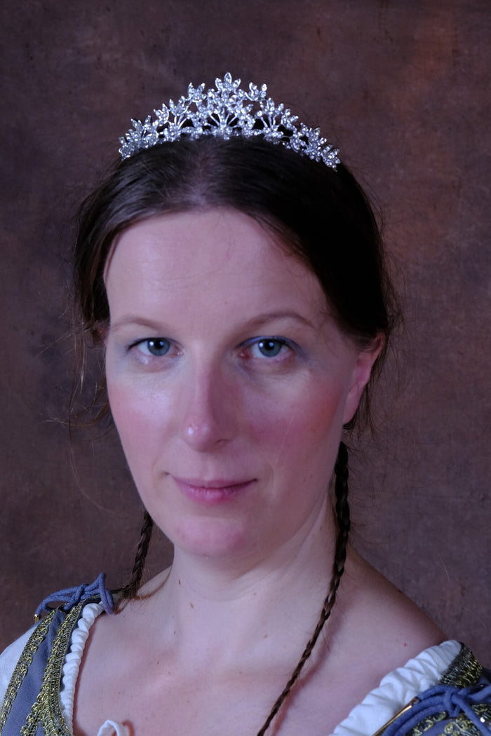 Tiara Lily