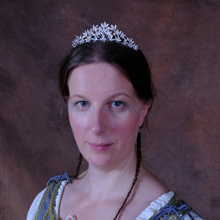 Tiara Lily