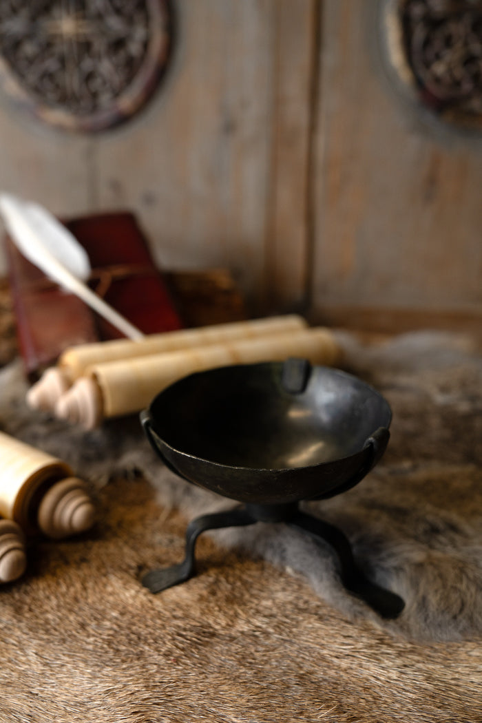 Sutton Hoo oil lamp