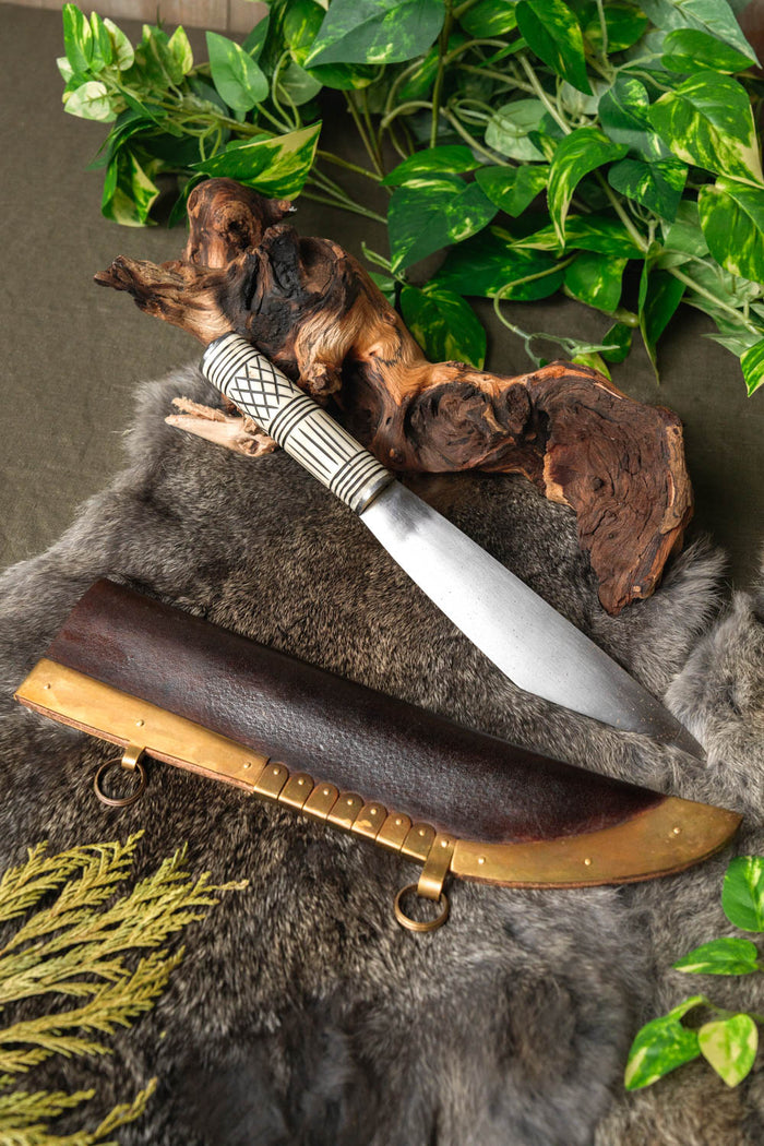 Viking seax with bone grip, semi-sharp