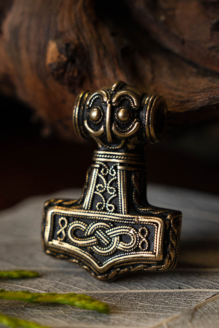 Viking Ödeshög Mjölnir with Knotwork, bronze