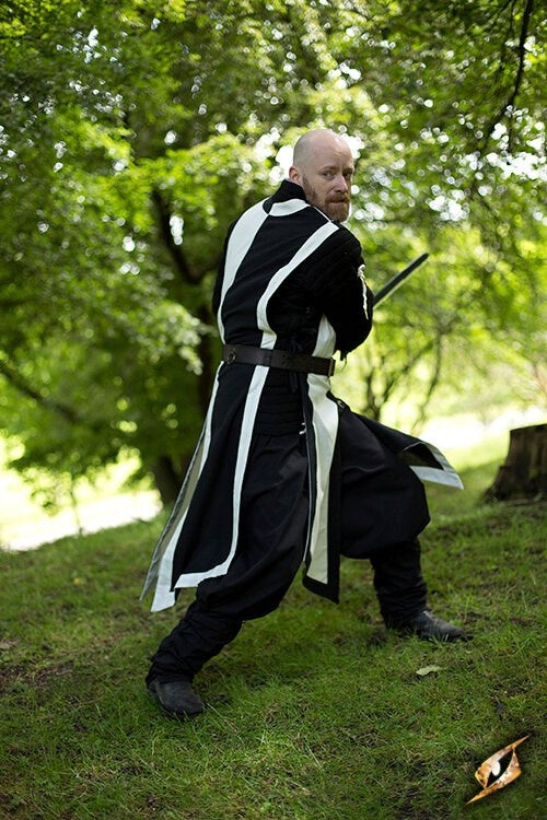 Tabard Geoffrey, black-white