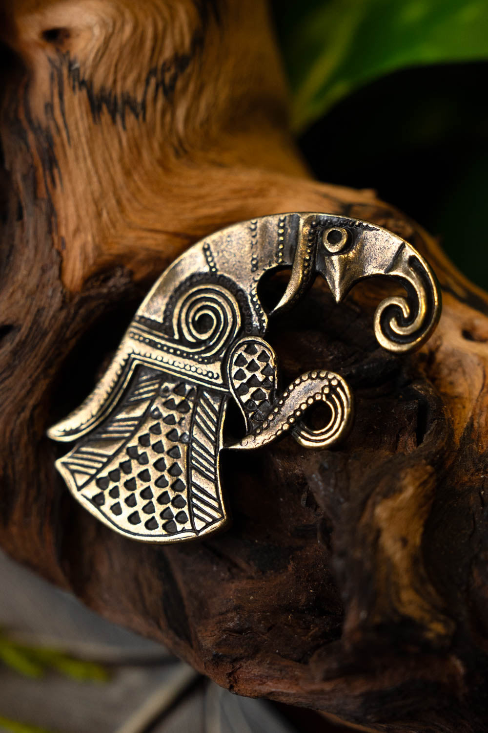 Vendel raven brooch Gotland, right, bronze