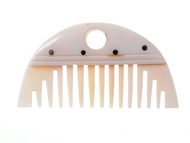 Germanic beard comb