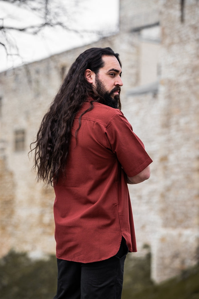 Medieval shirt with short sleeves, red