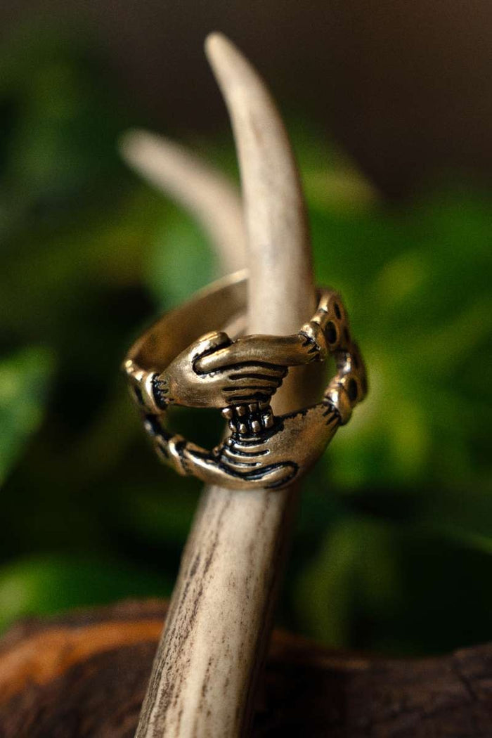 Medieval engagement ring, bronze