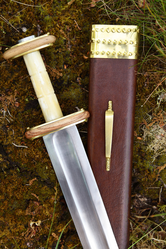 Anglo-Saxon sword Feltwell, 4th-5th century, semi-sharp