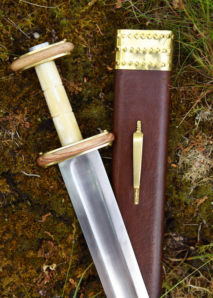 Anglo-Saxon sword Feltwell, 4th-5th century, semi-sharp