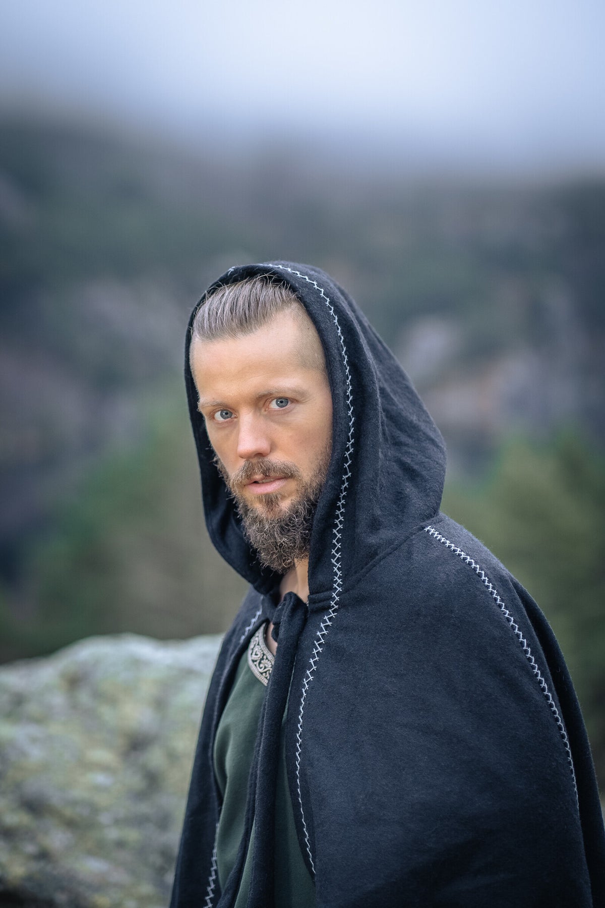 Cloak Valdemar, black, wool mix