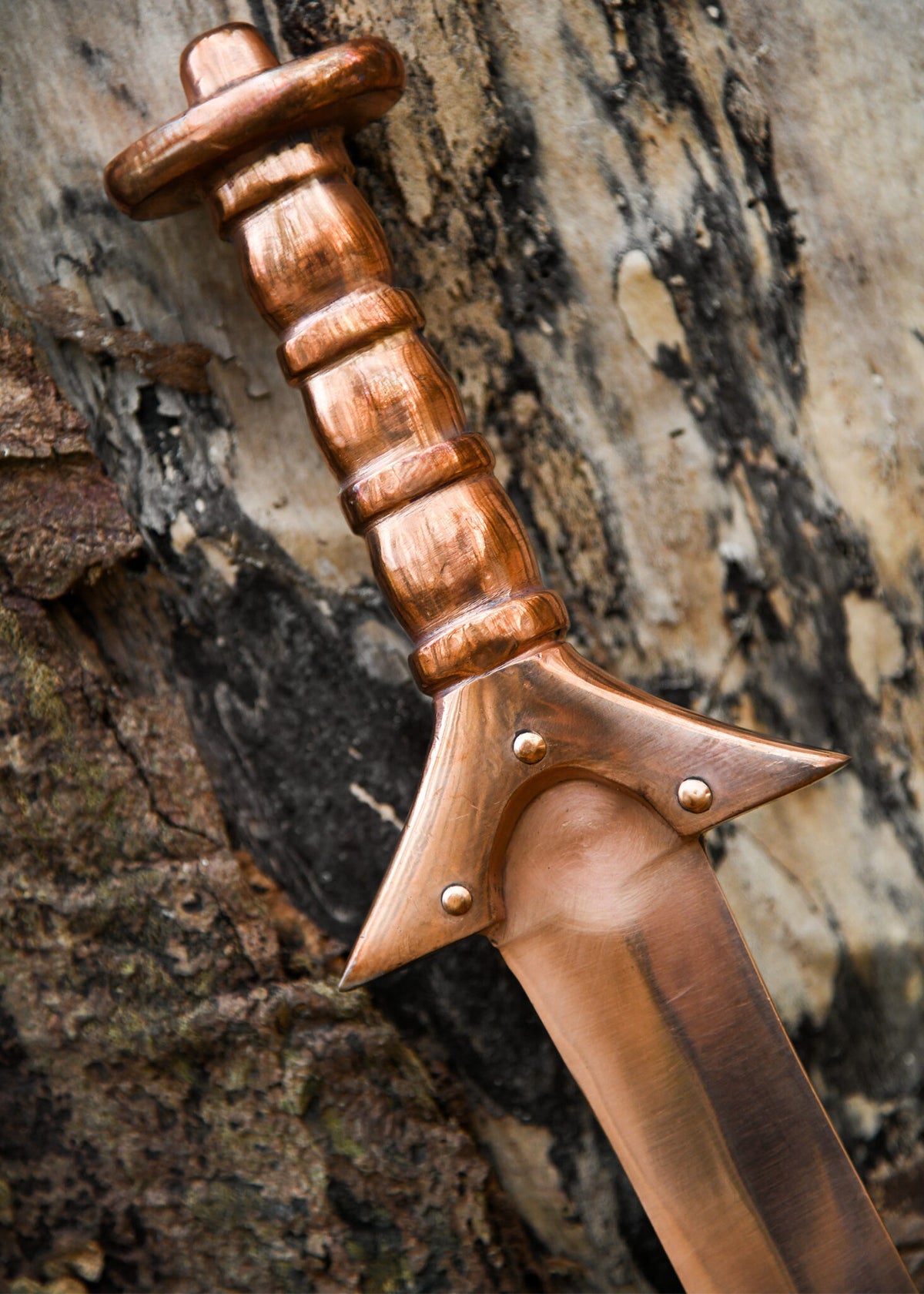 Bronze Age sword, semi-sharp