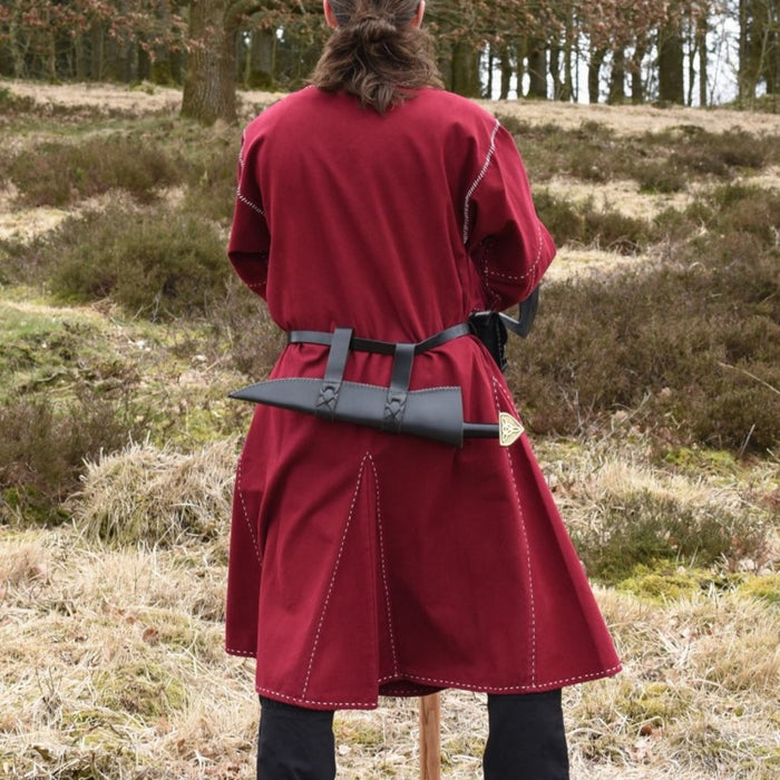 Medieval tunic Kragelund hand-stitched finish, bordeaux red