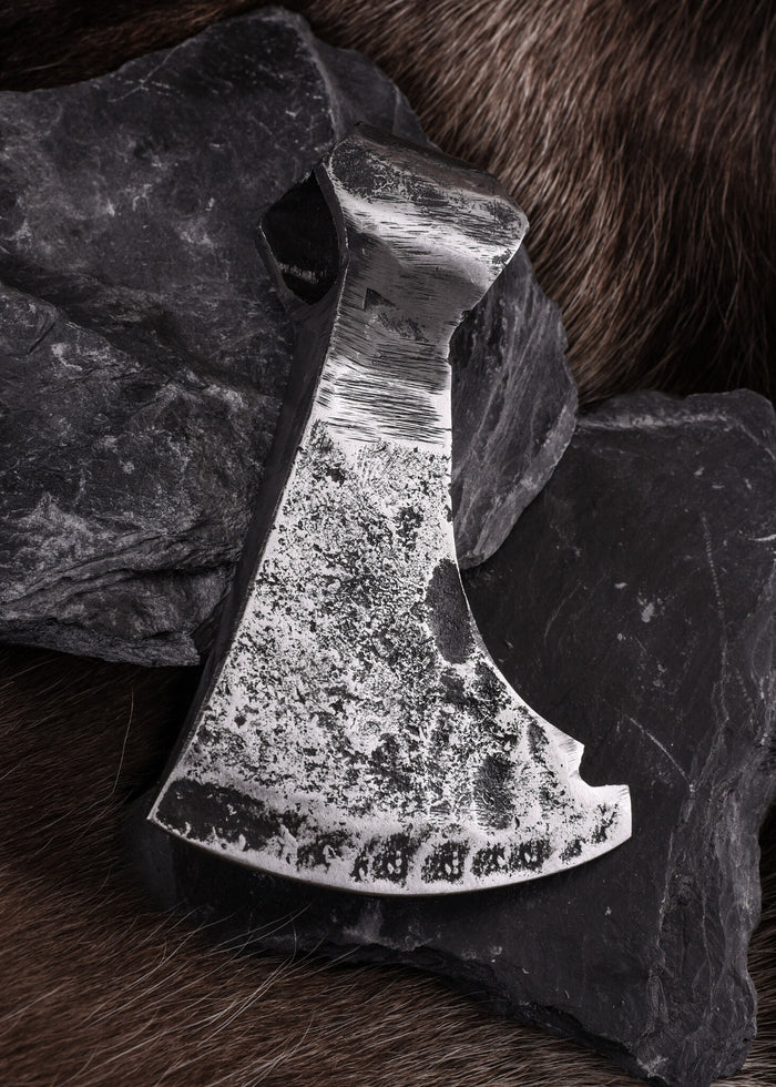 Battle-ready bearded axe blade, type B, blunt (battle-ready)