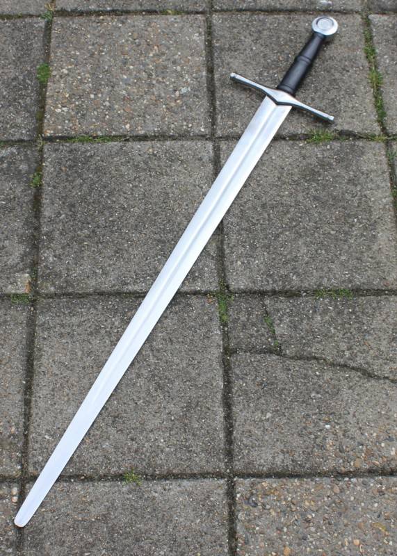 Bastard sword Ruaidrí, blunt (battle-ready)