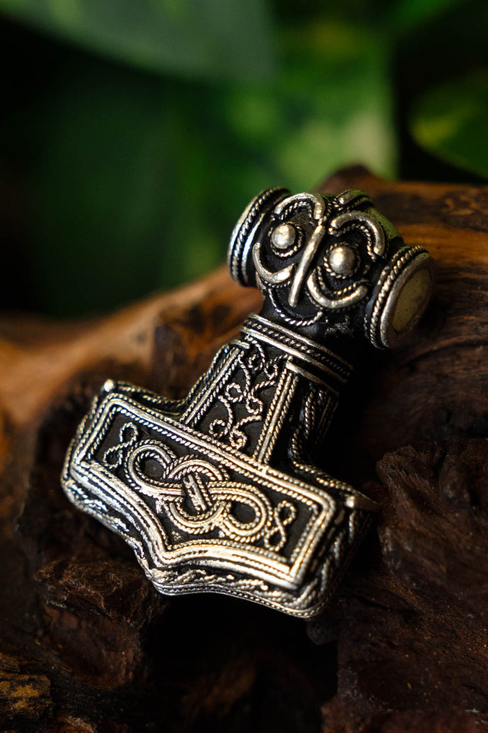 Viking Ödeshög Mjölnir with Knotwork, silvered bronze