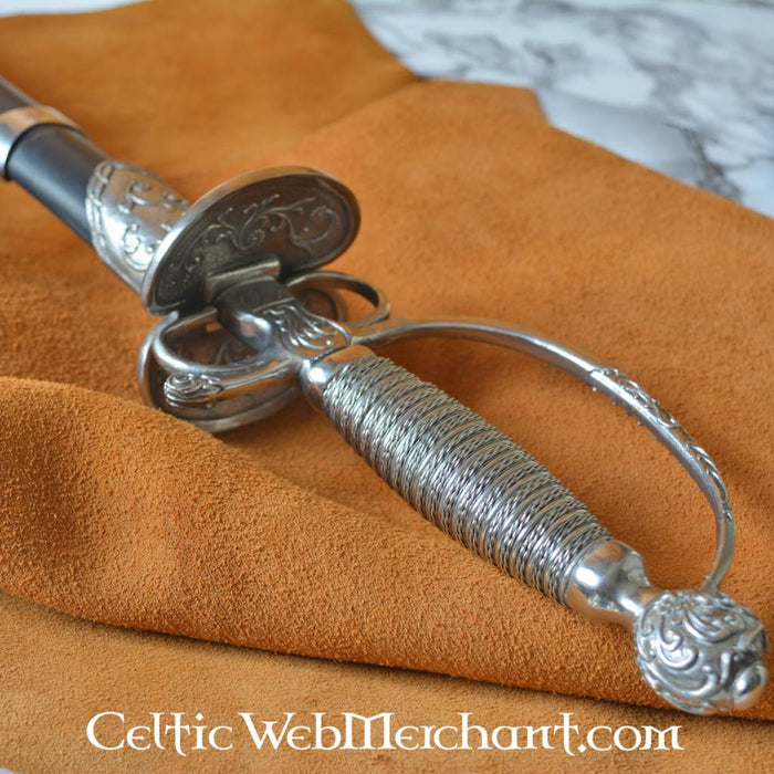 Small sword, sharp