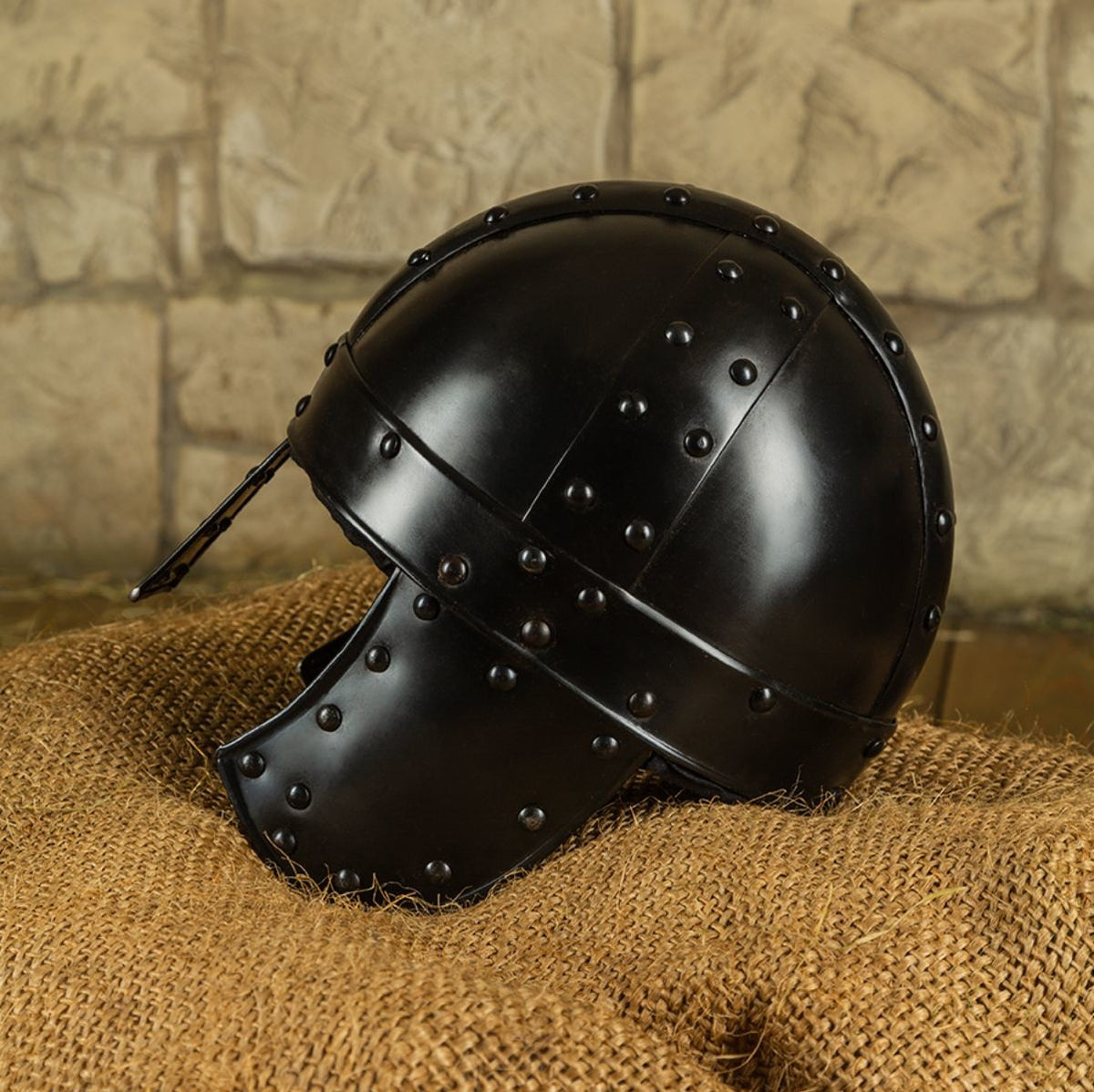 Viking Helm Blacwin bronzeed
