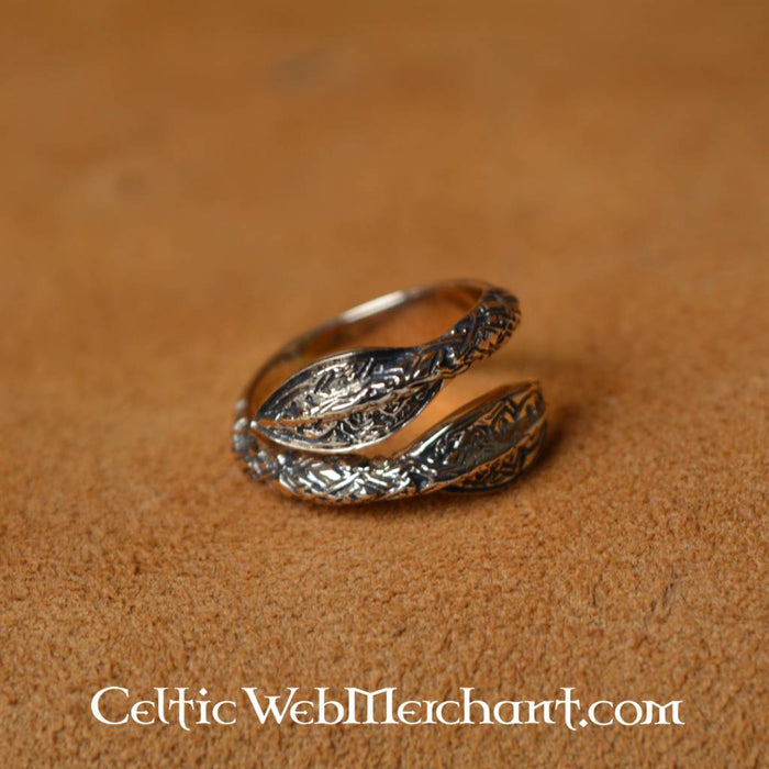 Roman snake ring Herculaneum, bronze
