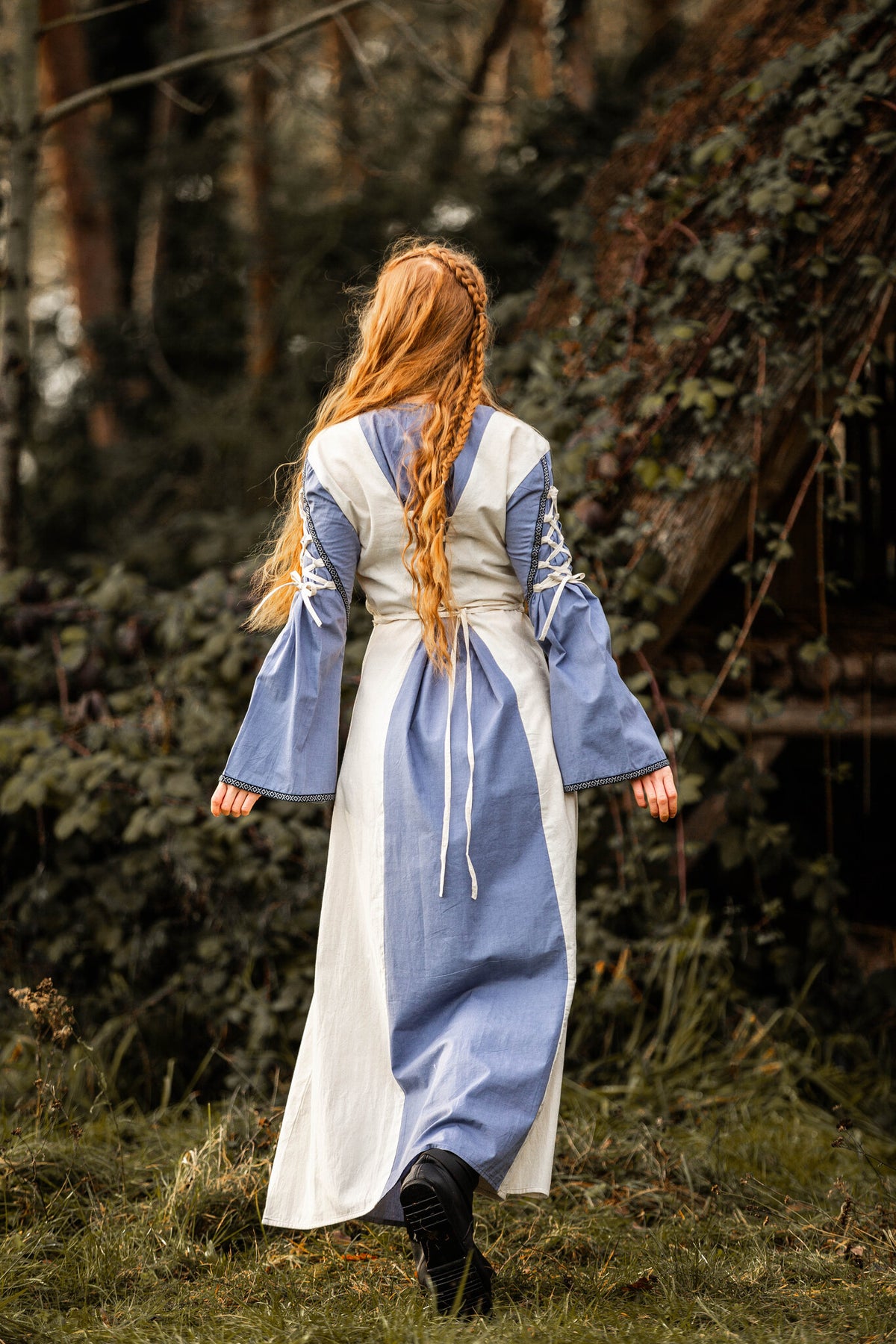 Medieval dress Serena, blue