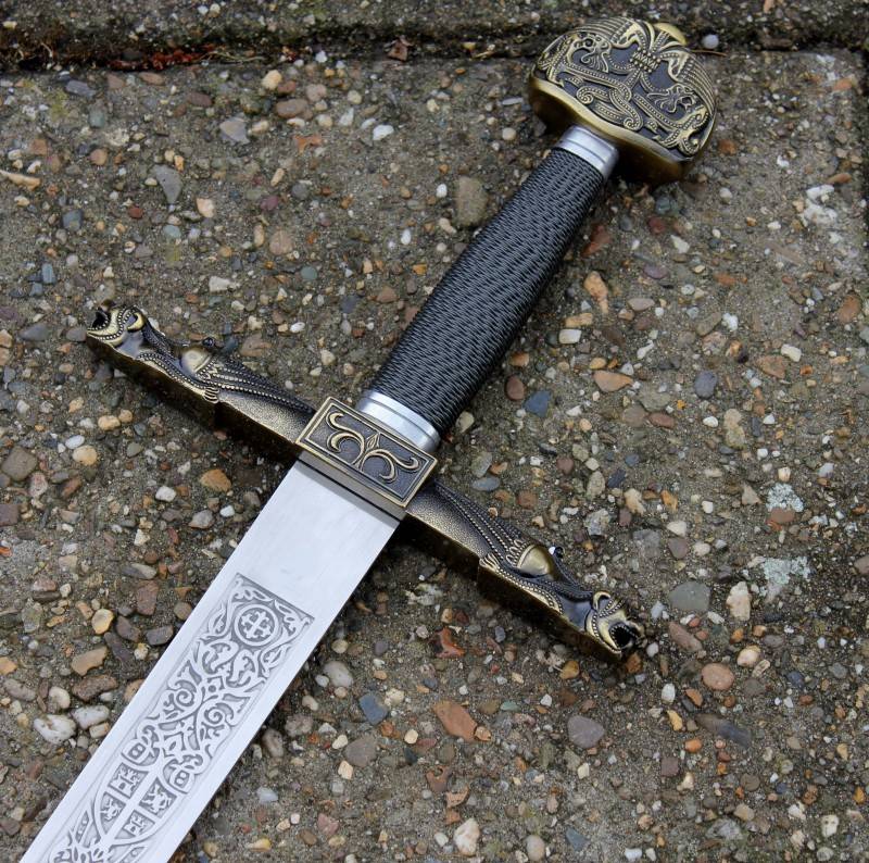 Charlemagne sword, semi-sharp