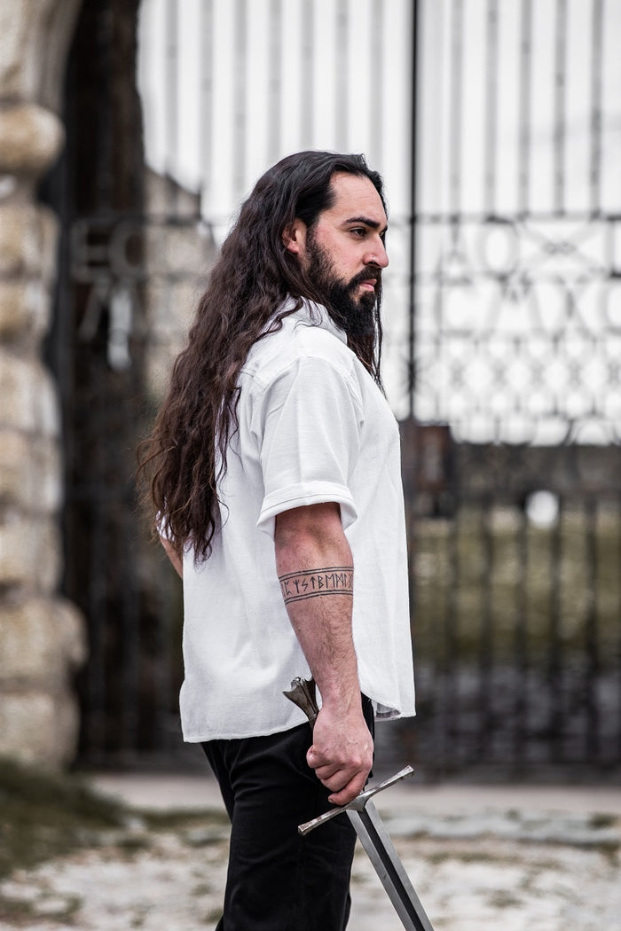 Medieval shirt with short sleeves, white