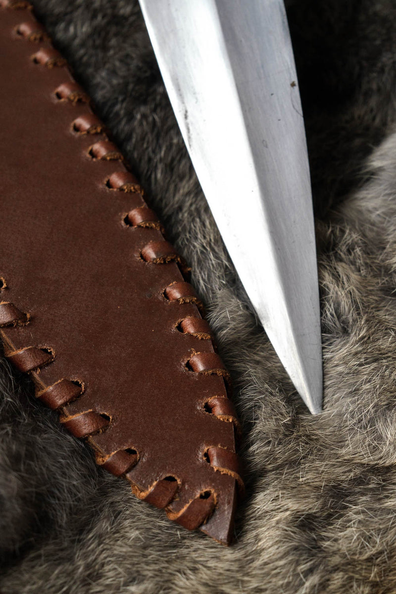 Keltisk antropomorf dolk, halvvass