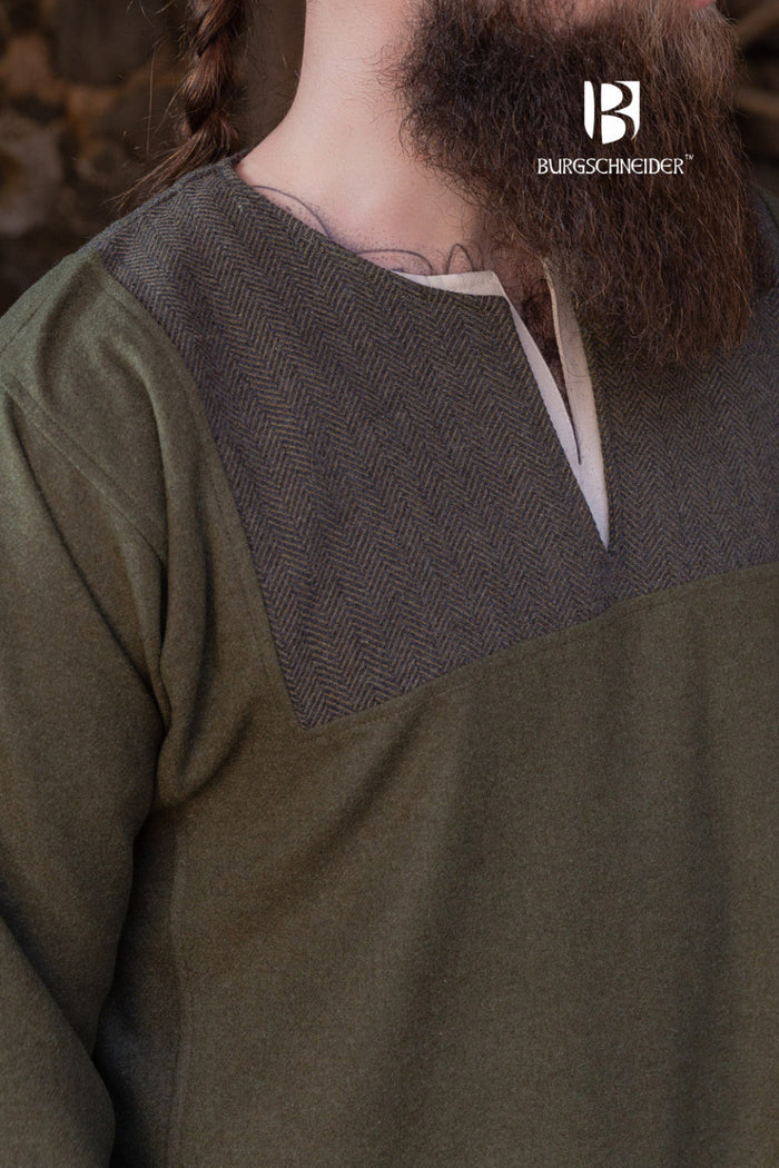 Rusvik Viking tunic Szimon, olive, wool mix