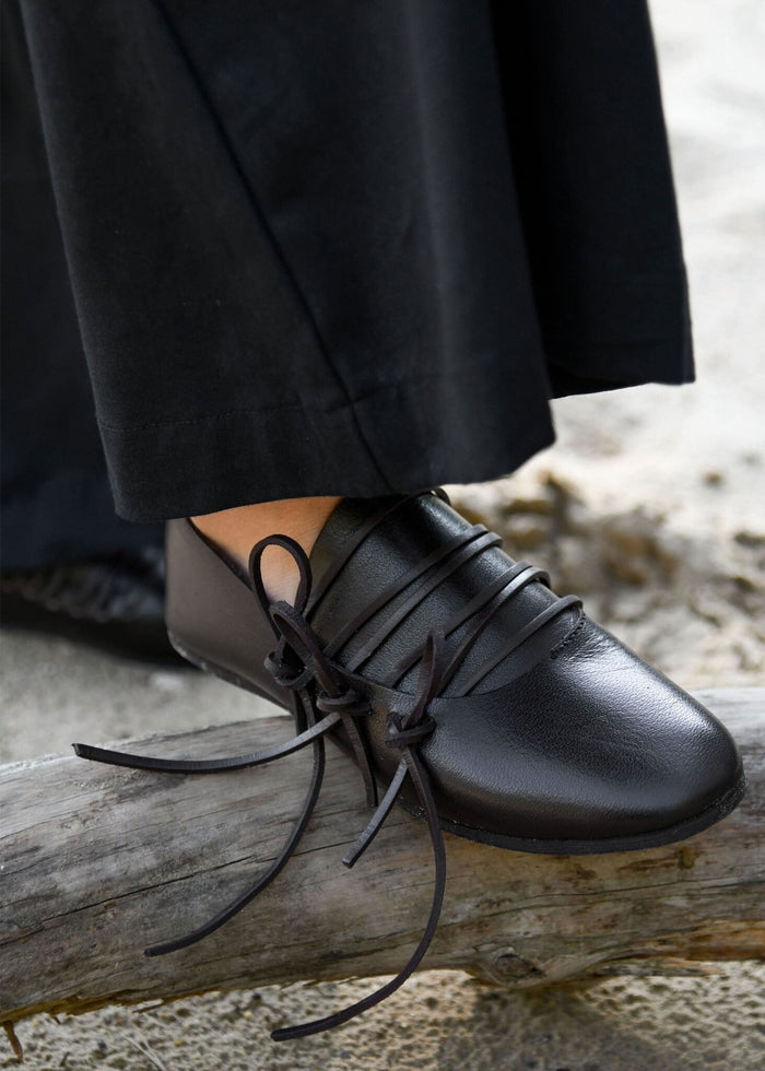 Lace-up shoes, medieval, brown