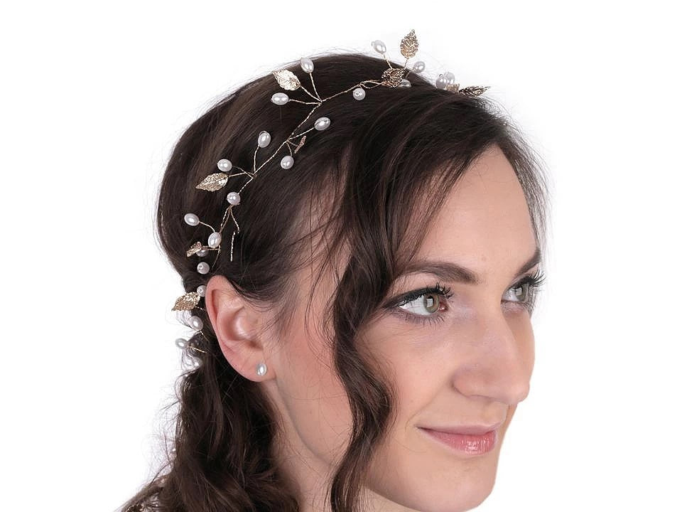 Diadem with leaves